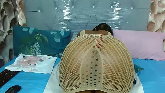 Bigboobsbooty online show from 12, 2, 2026