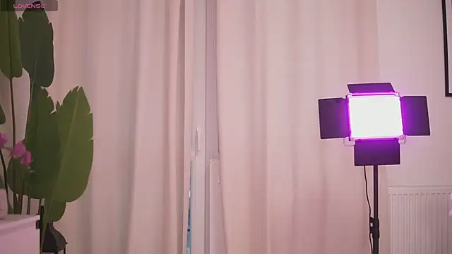 GiaInked online show from 8, 4, 2026