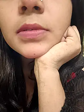 Beautiful Eye online show from 16, 12, 2025