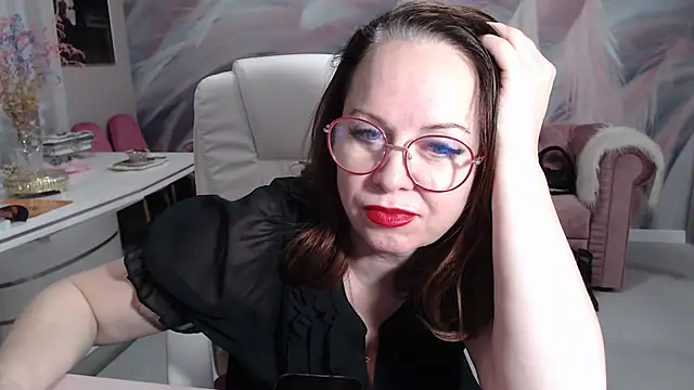 Arisa5000 online show from 8, 2, 2025