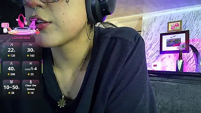 zora blue777 online show from 28, 2, 2026