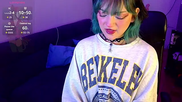 lucyliw online show from 9, 10, 2025