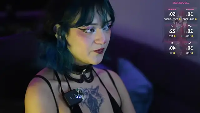 lucyliw online show from 11, 10, 2025