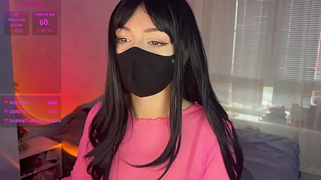 Snapshot of _Cats_eyes_ chatting on 18, 10, 2025  Cats eyes  online show from 18, 10, 2025