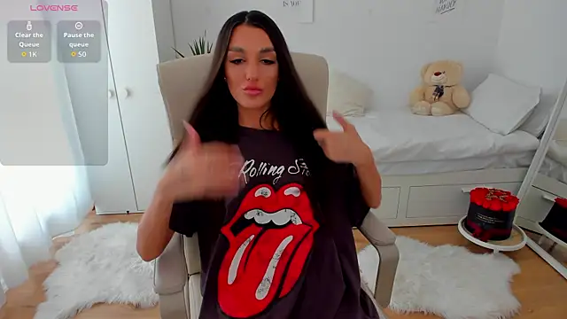 bubbledoll77 online show from 18, 4, 2026