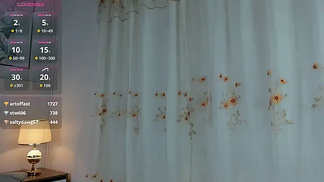 celeste collins  online show from 23, 11, 2025