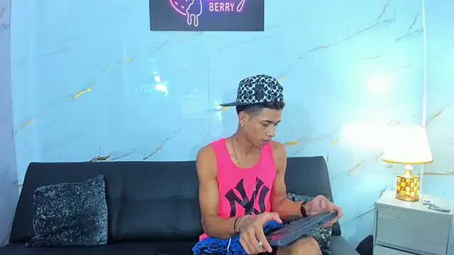 Little nicoll online show from 20, 2, 2026