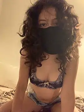 alicacua online show from 11, 10, 2025