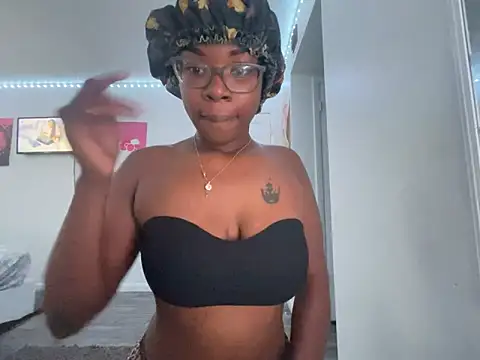 twerkaholic120 online show from 21, 10, 2025