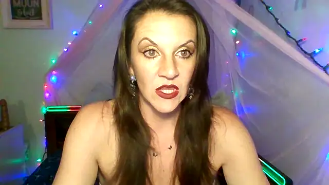 easy briezy online show from 3, 12, 2025