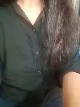 Snapshot of Mahi677 chatting on 13, 11, 2025 Mahi677 online show from 13, 11, 2025