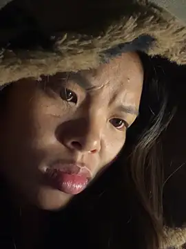 hello-cute online show from 28, 11, 2025