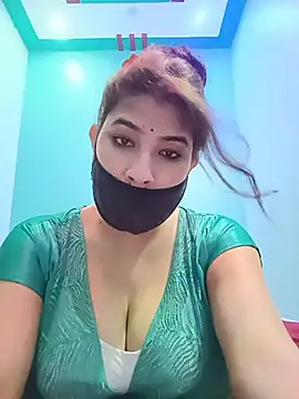 Snapshot of Hot_radhaji chatting on 3, 7, 2026 Hot radhaji online show from 3, 7, 2026