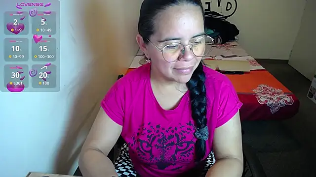 Miss  kendra  online show from 5, 2, 2026