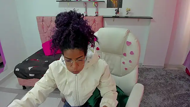 thianahorny online show from 28, 2, 2026