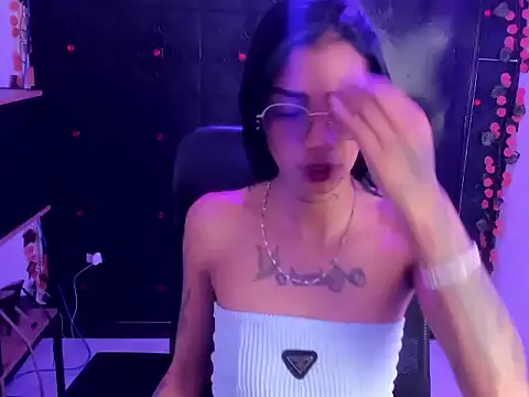 KarlaSlutSkinny   online show from 24, 2, 2026