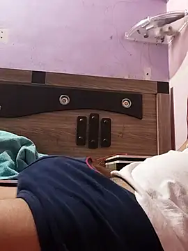 vickymtrb online show from 8, 10, 2025