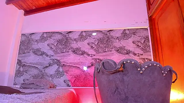 Ethan thouse online show from 17, 12, 2025