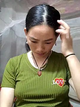 Snapshot of gio-thu chatting on 19, 4, 2026 gio-thu online show from 19, 4, 2026