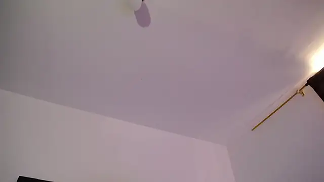 Kari Ruiz  online show from 3, 3, 2026