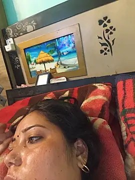 Snapshot of Ekta_bhabhi99 chatting on 13, 7, 2026 Ekta bhabhi99 online show from 13, 7, 2026
