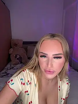 Snapshot of spicycharxx chatting on 19, 10, 2025 spicycharxx online show from 19, 10, 2025