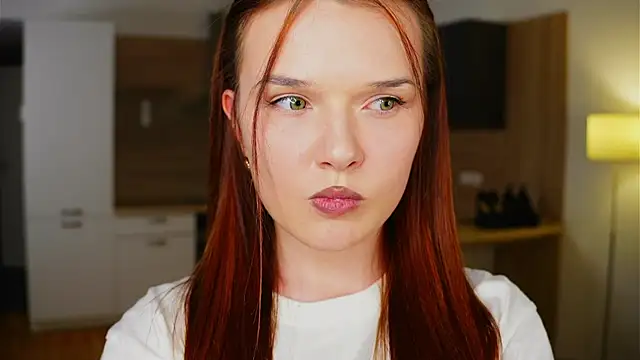 Snapshot of RonnieSchmertz chatting on 16, 10, 2025 RonnieSchmertz online show from 16, 10, 2025