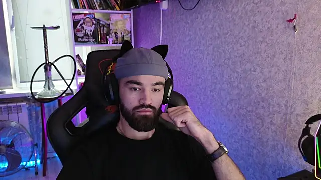 Snapshot of Nik_Namee chatting on 12, 10, 2025 Nik Namee online show from 12, 10, 2025