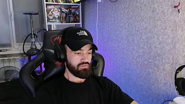 Snapshot of Nik_Namee chatting on 26, 10, 2025 Nik Namee online show from 26, 10, 2025