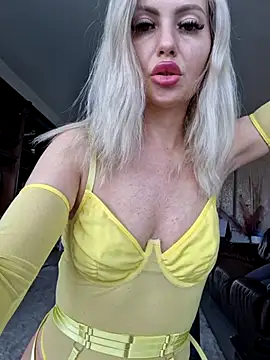 BritanyVegas online show from 10, 7, 2026