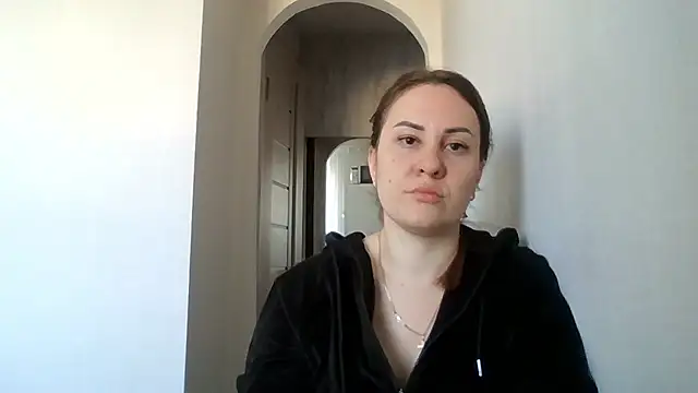 MeadowEyes online show from 15, 4, 2026