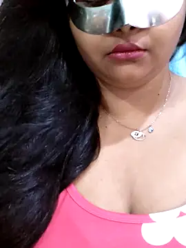 naina5 online show from 20, 10, 2025