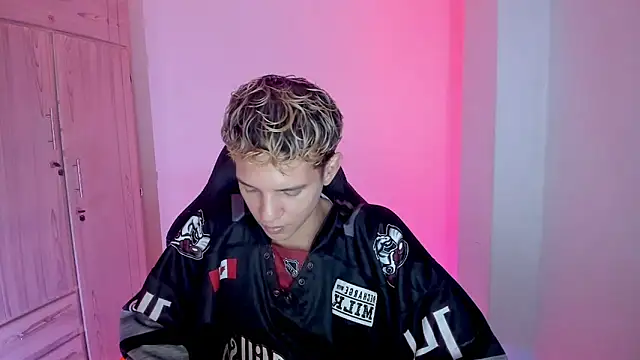 tylernova online show from 7, 2, 2026