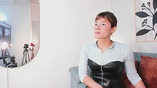 Snapshot of KassMonroe chatting on 17, 2, 2026 KassMonroe online show from 17, 2, 2026