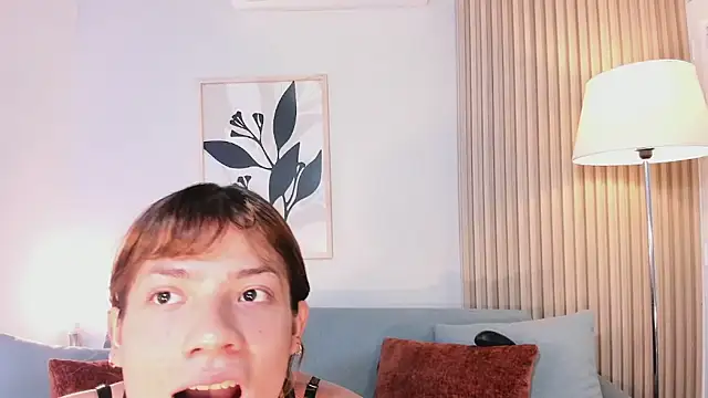 Snapshot of KassMonroe chatting on 18, 2, 2026 KassMonroe online show from 18, 2, 2026