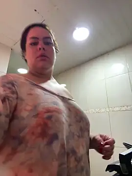 Fernandinhacarioca021rj online show from 25, 5, 2026