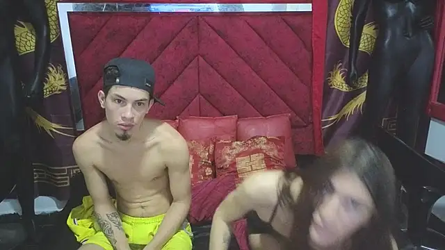 Pride couple online show from 14, 11, 2025