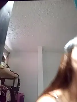 Natacha 02 online show from 5, 12, 2025