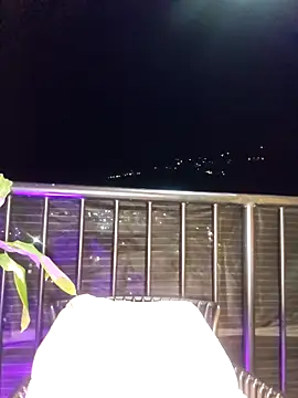 Meganthomson online show from 10, 2, 2026