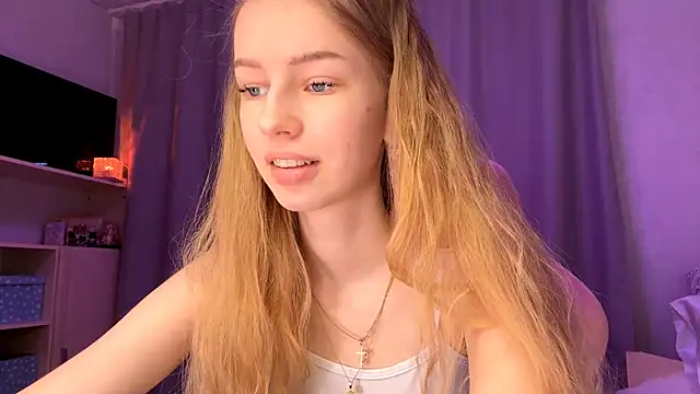 LunaCrave online show from 26, 2, 2026