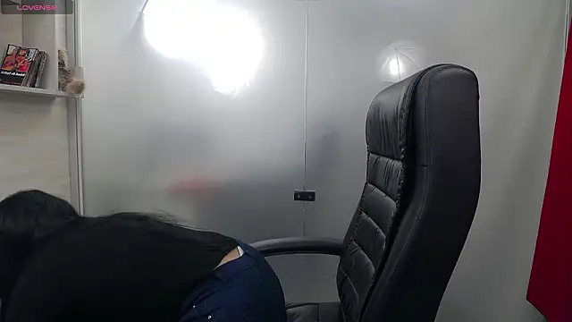 YaraXCox online show from 28, 2, 2026