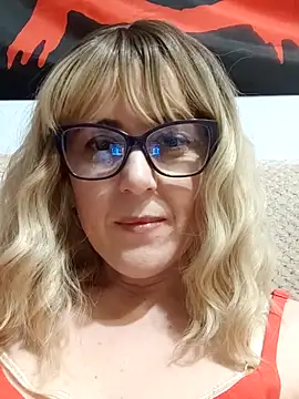 Amelialove42 online show from 21, 3, 2026