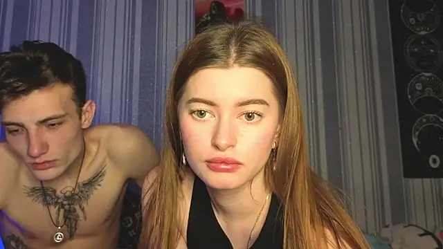 EmiliaCouple online show from 9, 4, 2026