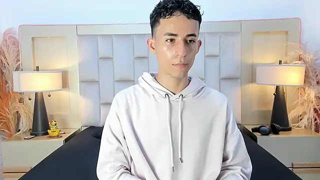 Zahir Ashar online show from 10, 4, 2026