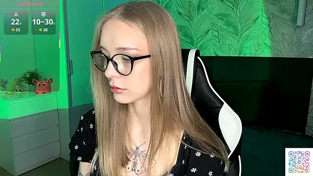 EvaPeace online show from 25, 11, 2025