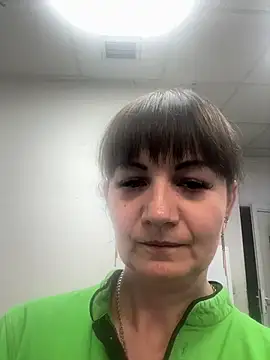 Butterfly8385 online show from 13, 11, 2025