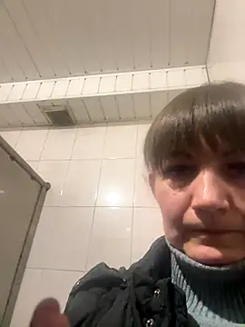 Butterfly8385 online show from 3, 12, 2025