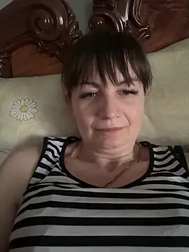Snapshot of Butterfly8385 chatting on 11, 5, 2026 Butterfly8385 online show from 11, 5, 2026