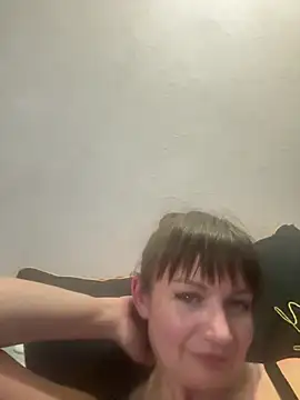 Butterfly8385 online show from 28, 6, 2026
