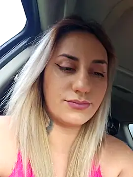 SinfulLovers33 online show from 5, 12, 2025